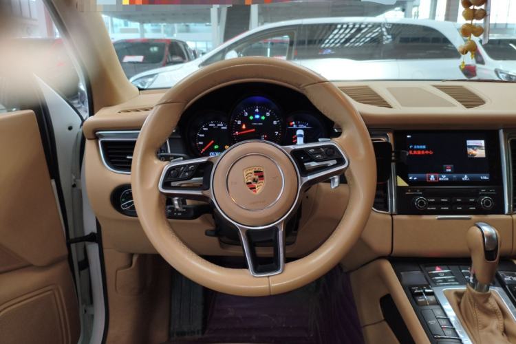 Used Porsche Macan 2017 Macan 2.0T
