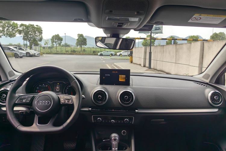 Used Audi A3 2017 Limousine 35 TFSI Sport Edition
