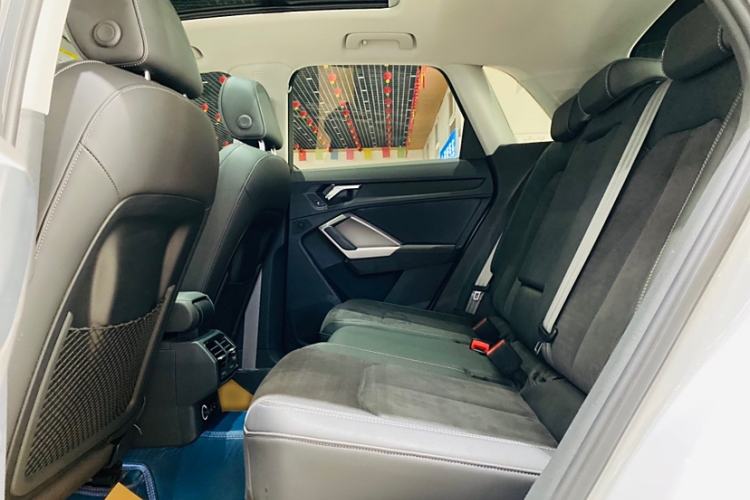 Used Audi Q3 2023 35 TFSI Fashion Dynamic Model (1.4T)
