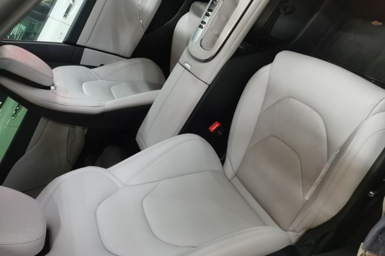 Used  SU7 2024 Rear-Drive Ultra-Long Range Advanced Pro-Level Intelligent Driving Version