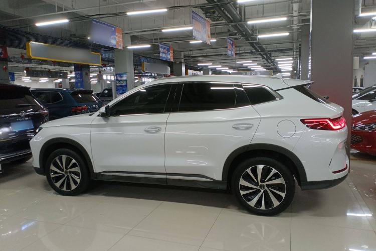 Used BYD Song PLUS New Energy 2024 Honor Edition EV 520km Luxury Model
