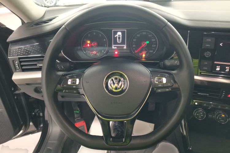 Used Volkswagen Passat 2019 330TSI Elite Edition China VI
