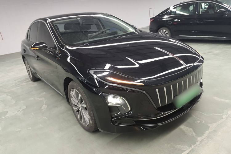 Used Hongqi E-QM5 2022 431 km Charge & Enjoy Edition
