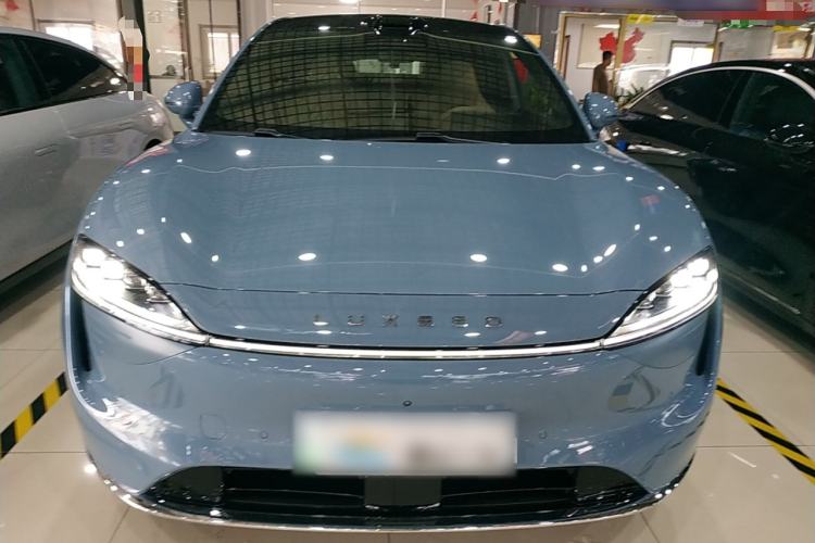 Used Hima Luxeed R7 2024 All-Electric 736 km Ultra
