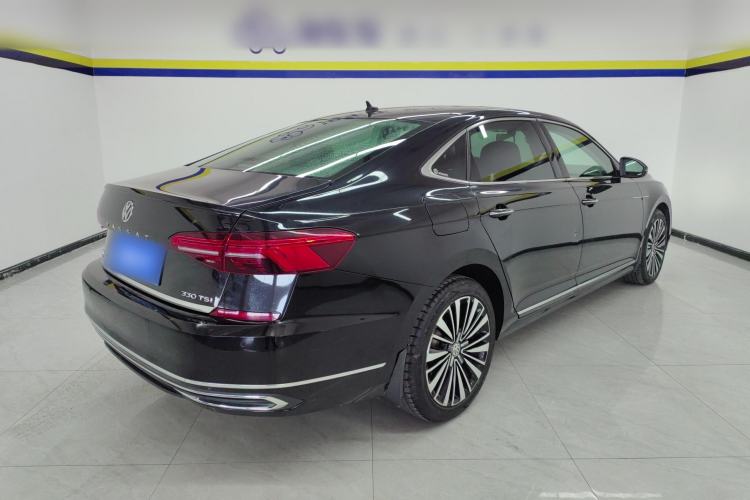Used Volkswagen Passat 2019 330TSI Luxury Edition China VI Standard