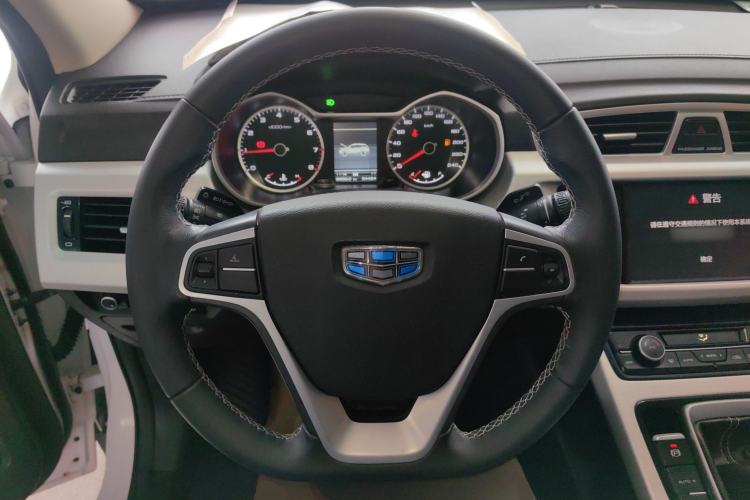 Used Geely Auto Emgrand X7 Sport 2018 2.0L Manual Two-Wheel Drive Zhiya Version