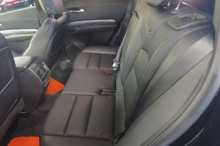 Used Cadillac XT4 2021 28T Two-Wheel Drive Leading Version
