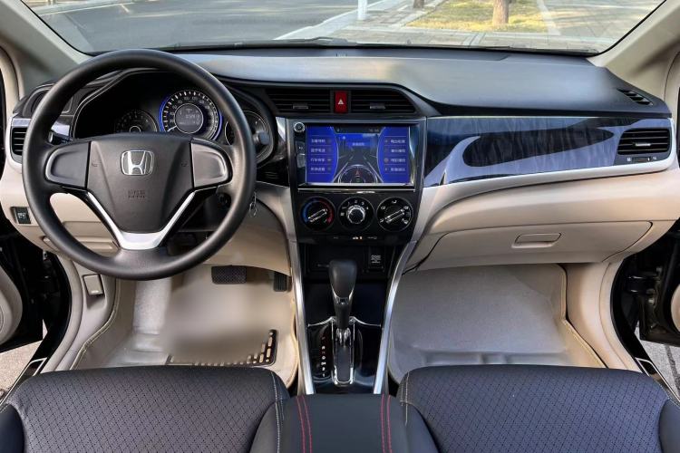 Used Honda Crider 2013 1.8L automatic comfort version