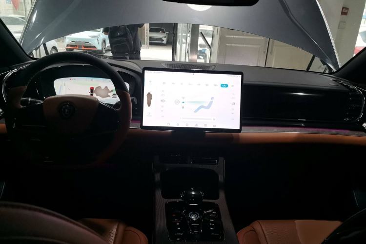 Used BYD Han 2022 DM-i 121KM Prestige Model
