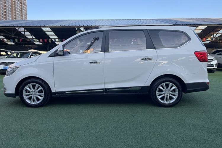 Used Baojun 730 2016 1.8L iAMT Comfort Version 7 Seats
