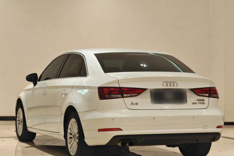 Used Audi A3 2016 Limousine 35 TFSI Ambition Edition
