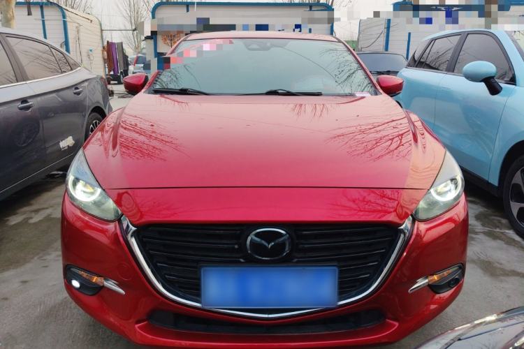 Used Mazda Mazda 3 Axela 2017 Hatchback 2.0L Automatic Sport Model China V Emission Standard