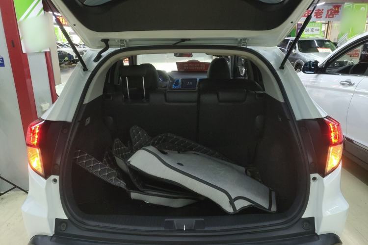 Used Honda Vezel 2020 1.5L CVT Pioneer Edition