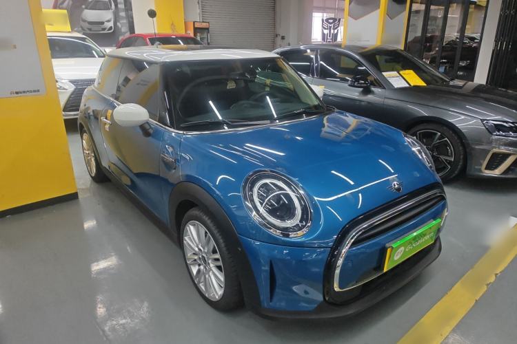 Used MINI MINI 2022 1.5T COOPER Classic Edition
