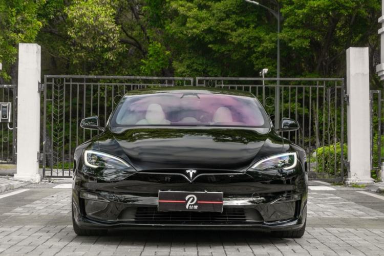 Used Tesla Model S 2023 Three-Motor All-Wheel-Drive Plaid Version
