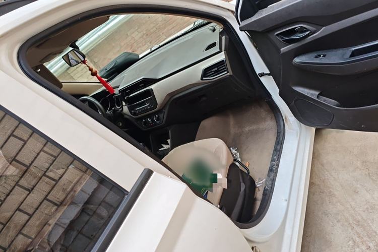 Used Wuling Hongguang 2019 1.5L S Standard Version China VI LAR
