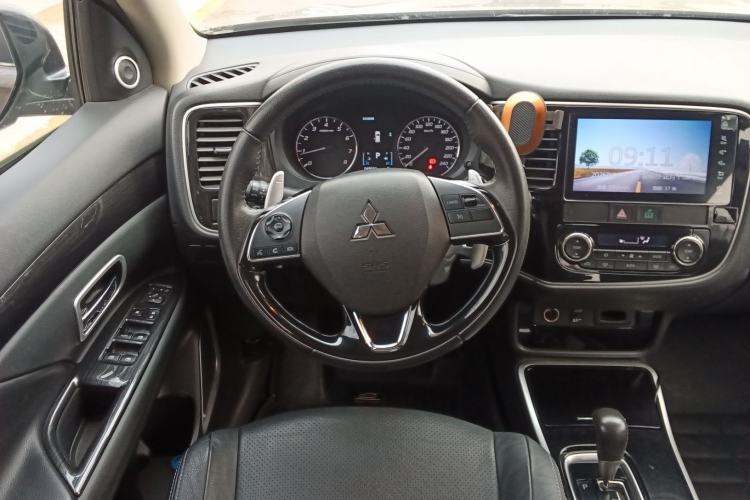 Used Mitsubishi Outlander 2018 2.4L 4x4 Elite Edition 5 Seats
