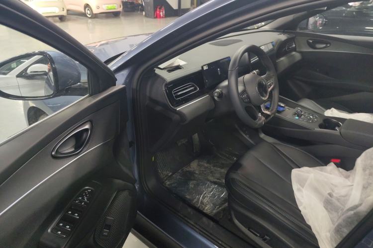 Used BYD Seal 06 New Energy 2024 DM-i 120KM Luxury Model
