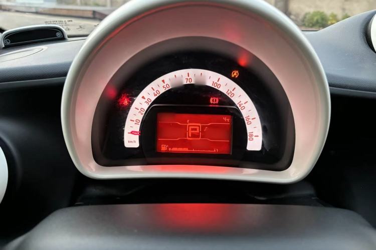 Used  forfour 2016 1.0L 52 kW Dynamic Edition
