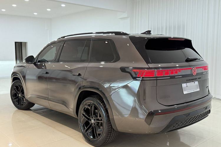 Used Volkswagen Teramont 2025 Tiguan Pro 450TSI Four-Wheel Drive Summit Edition
