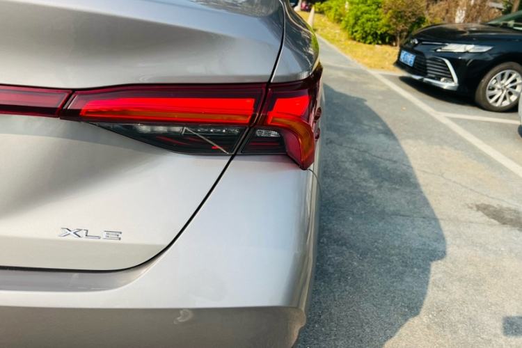 Used Toyota Avalon 2023 2.0L XLE Deluxe Edition
