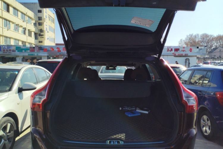 Used Volvo XC60 2016 T5 AWD Zhiyuan Edition
