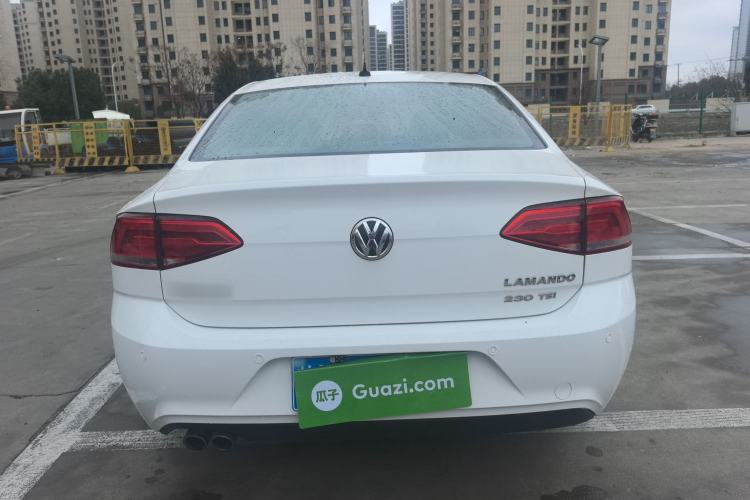 Used Volkswagen Lamando 2015 230TSI DSG Fashion Edition