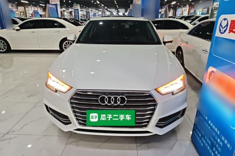 Used Audi A4L 2018 30th Anniversary Edition 40 TFSI Trendy Model
