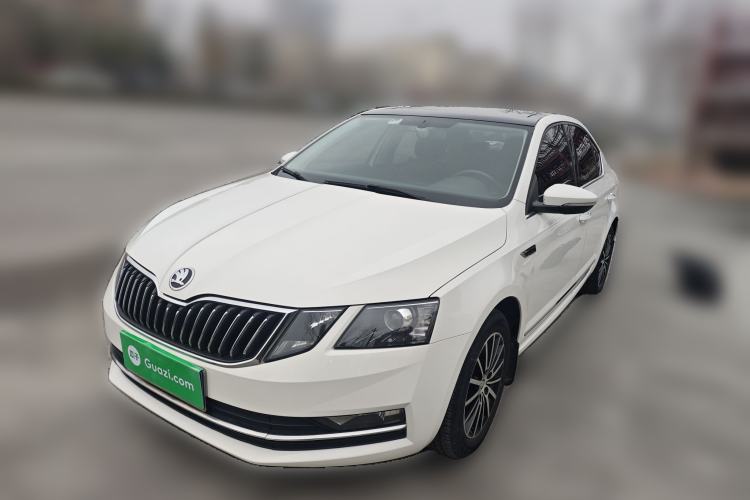 Used Skoda Octavia 2018 1.6L Automatic Luxury Edition