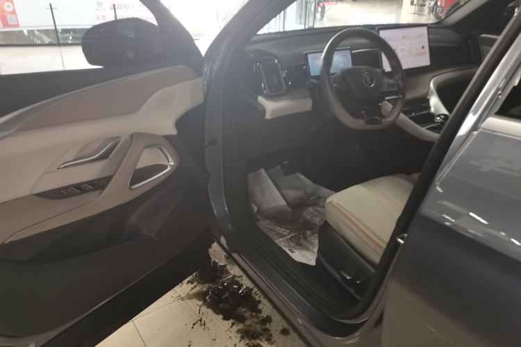 Used BYD Song Pro New Energy 2023 Champion Edition DM-i 110KM Beyond Model
