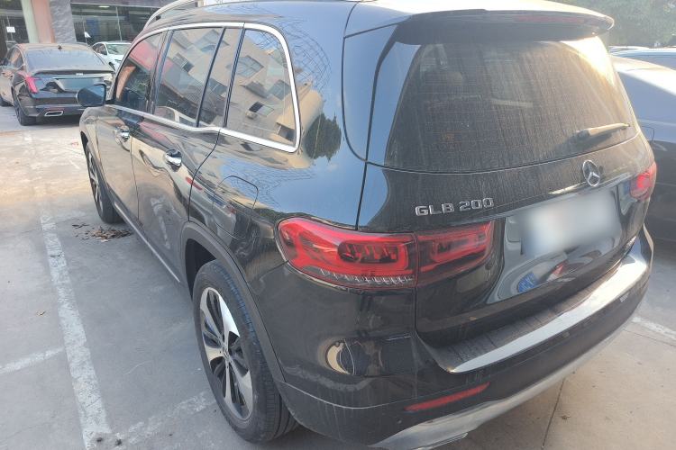 Used Mercedes-Benz GLB 2022 Updated GLB 200 Fashion Edition
