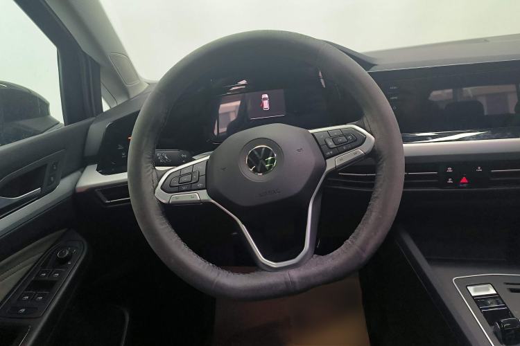 Used Volkswagen Golf 2023 Facelift 280TSI DSG Pro
