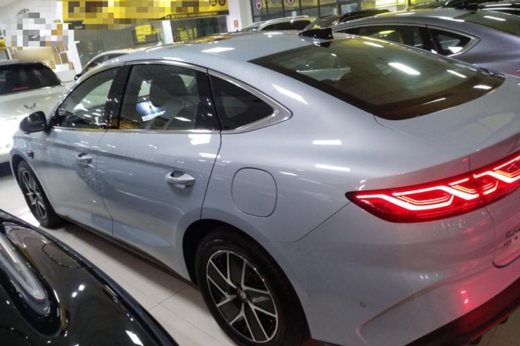 Used BYD Qin L 2025 DM-i Smart Drive 120KM Superior Model
