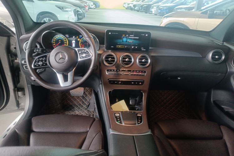 Used Mercedes-Benz GLC 2020 GLC 300 L 4MATIC Dynamic Edition
