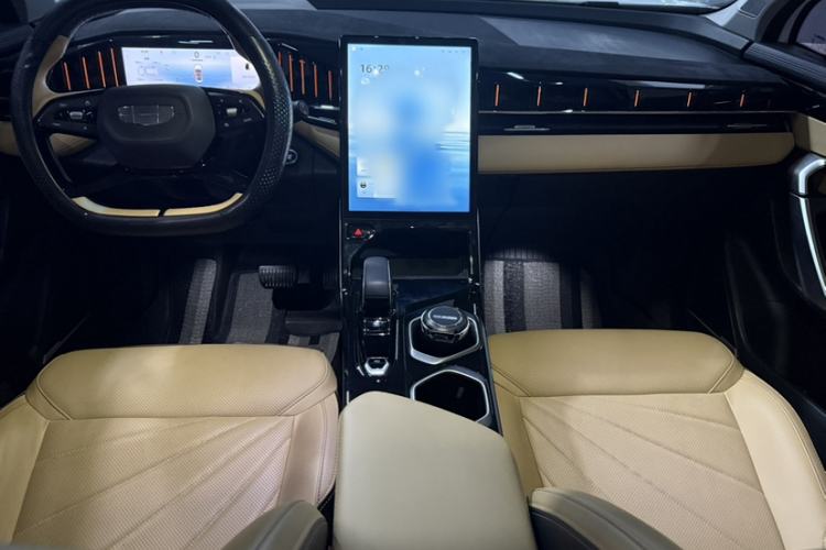 Used Geely Auto FX11 2023 1.5TD DCT Prestige Edition
