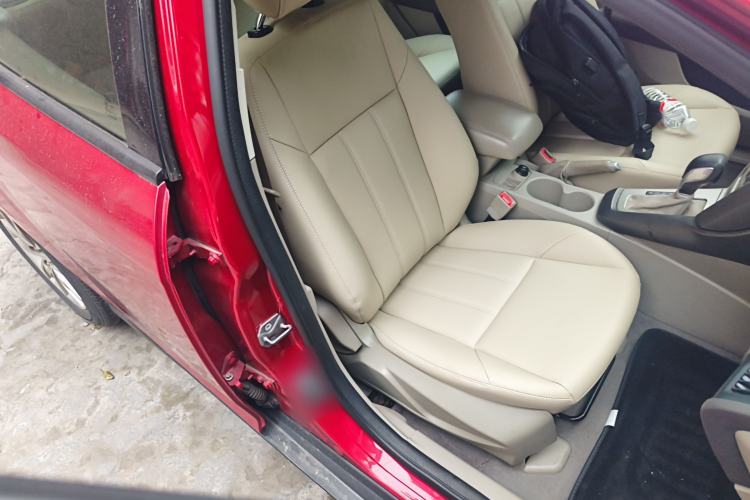 Used Ford Focus 2012 Sedan 1.6L Automatic Comfort Model
