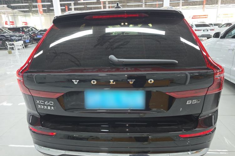 Used Volvo XC60 2026 B5 4x4 Smart Luxury Edition