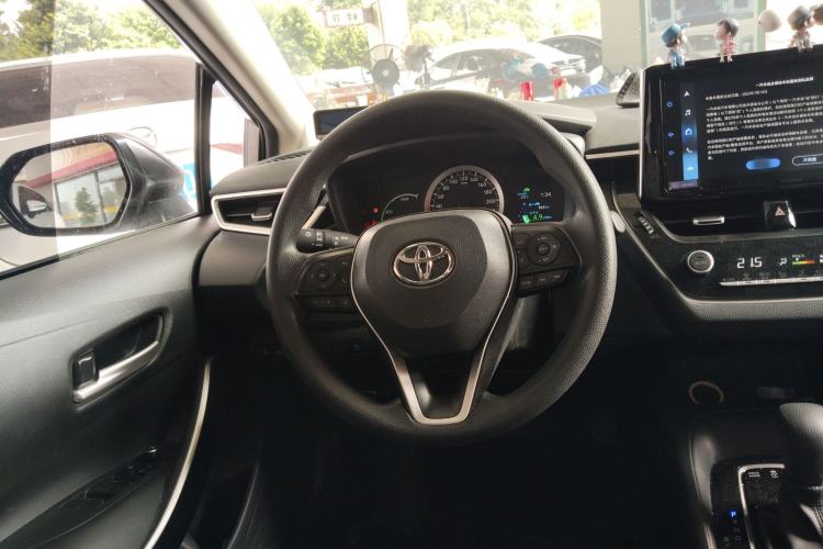 Used Toyota Corolla 2022 Dual-Motor 1.8L E-CVT Pioneer Edition
