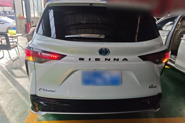 Used Toyota Sienna 2021 2.5L Hybrid Comfort Edition
