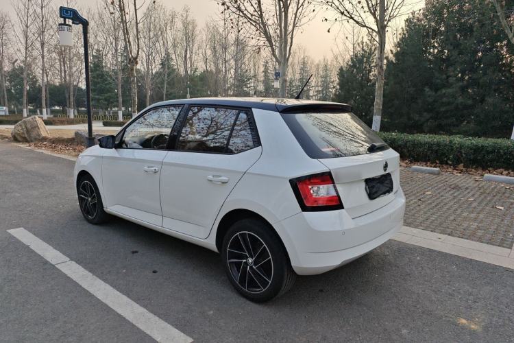 Used Skoda Fabia 2015 1.6L Automatic Sport Edition