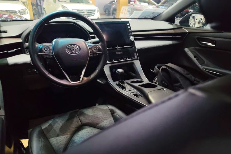 Used Toyota Avalon 2019 2.0L XLE Premium Edition China VI
