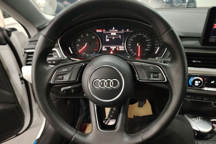 Used Audi A5 2017 Sportback 40 TFSI Fashion Model
