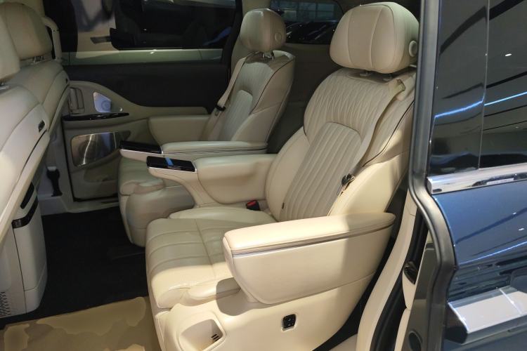 Used VOYAH Dream 2025 PHEV Four-Wheel-Drive Flagship Kunpeng Edition