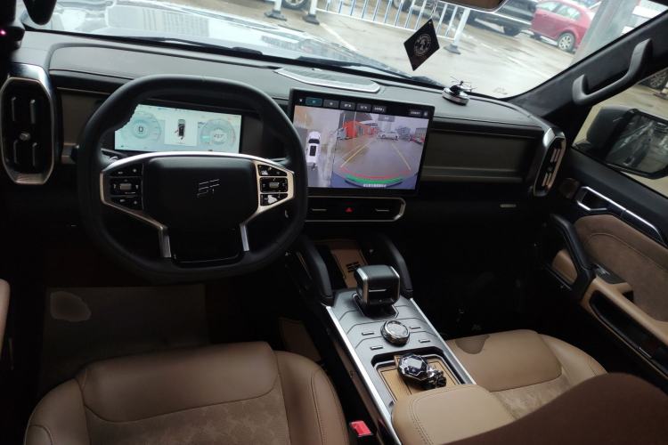 Used JETOUR Traveler 2023 2.0T All-Wheel Drive CrossPRO+