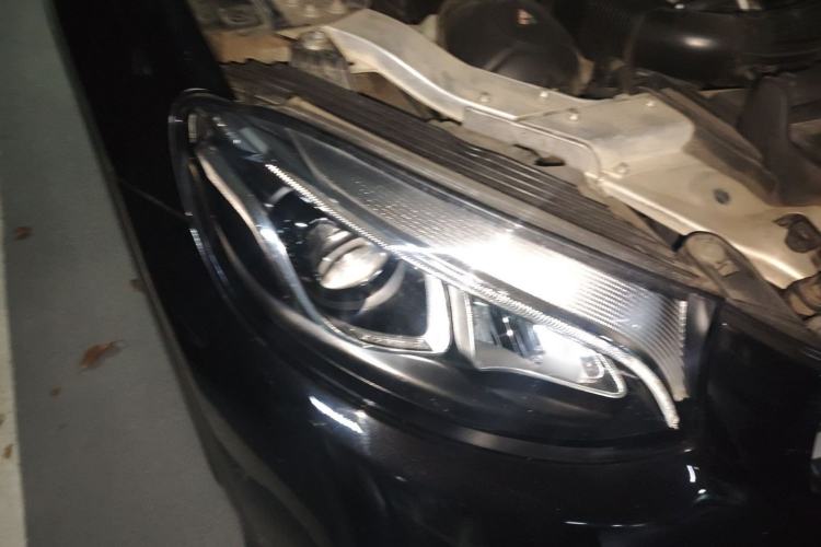 Used Mercedes-Benz GLC 2019 Facelift GLC 260 L 4MATIC Luxury Model
