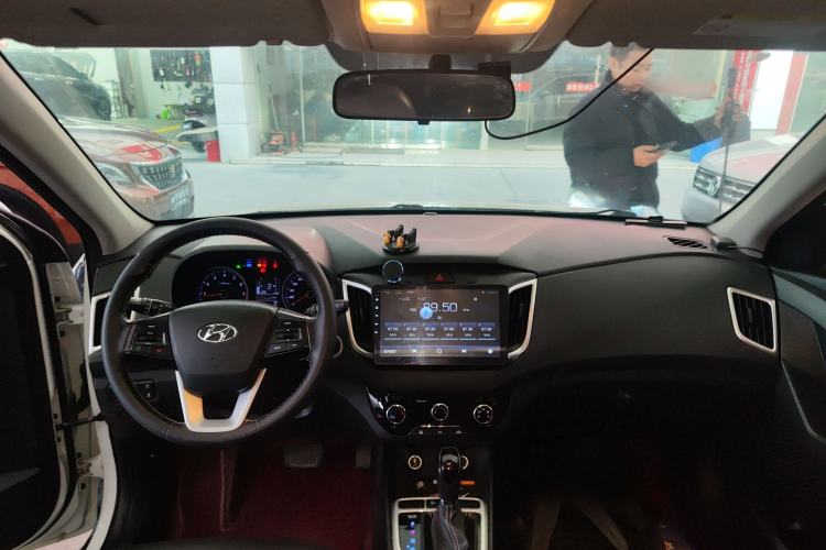 Used Hyundai ix25 2017 1.6L Automatic Smart Version
