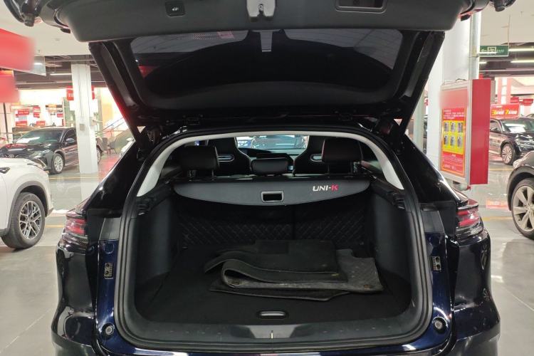 Used Changan UNI-K 2021 2.0T Prestige Edition
