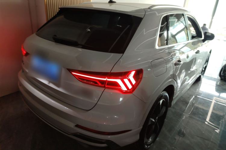 Used Audi Q3 2021 35 TFSI Fashion Dynamic Model
