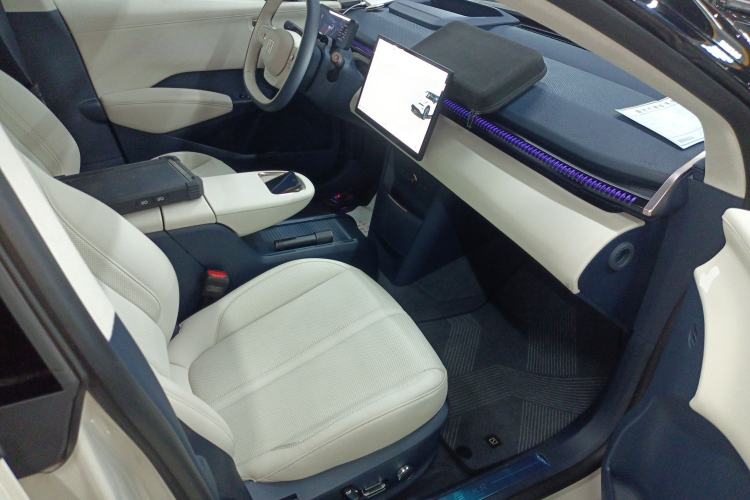 Used Zeekr X 2025 5-Seater Four-Wheel Drive Sport Version
