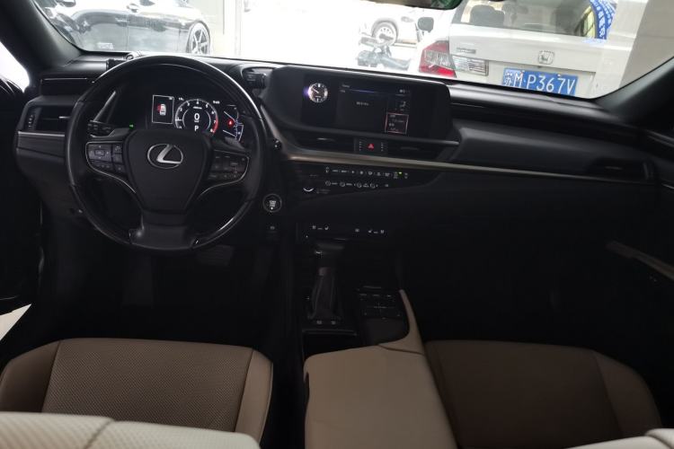 Used Lexus ES 2020 200 Luxury Edition
